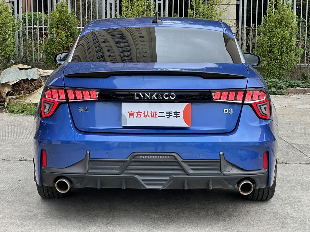Lynk & Co Lynk & Co 03