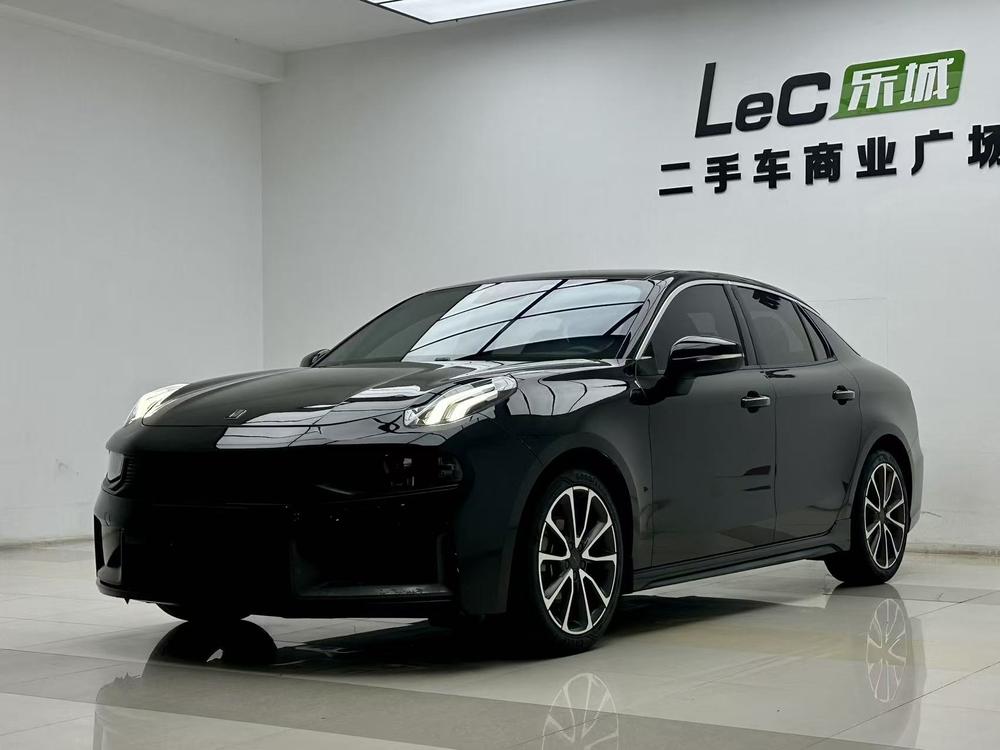 Lynk & Co Lynk & Co 03