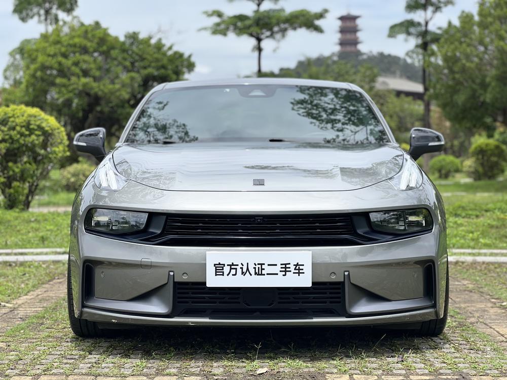 Lynk & Co Lynk & Co 03