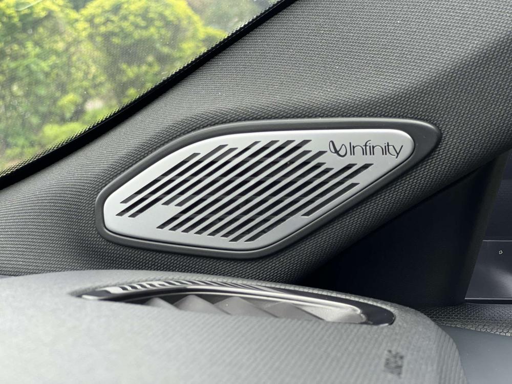 Lynk & Co Lynk & Co 03