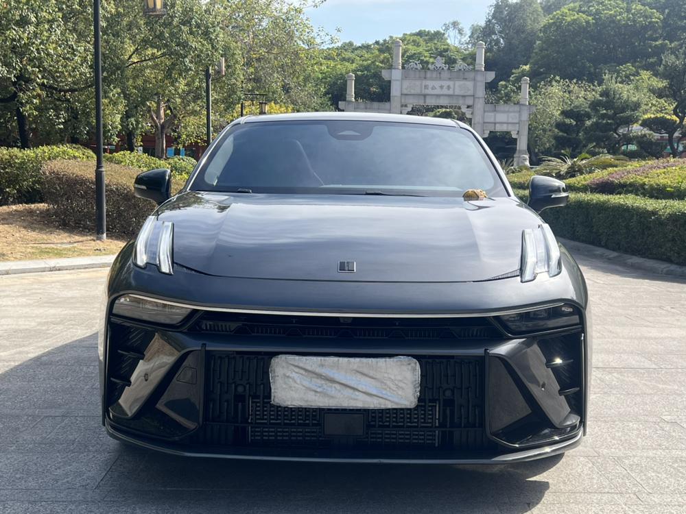 Lynk & Co Lynk & Co 03