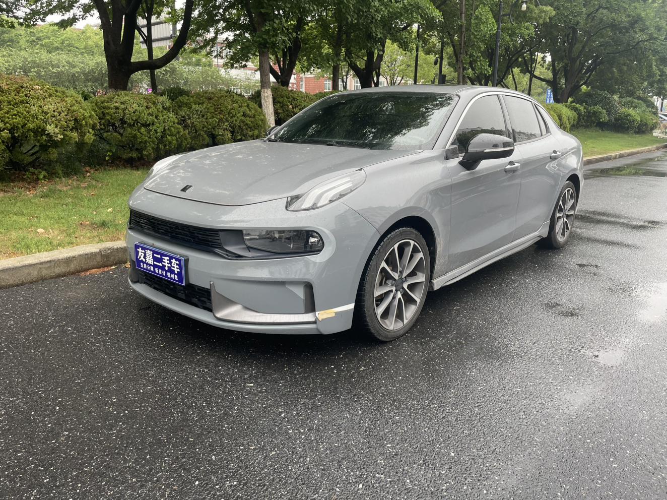 Lynk & Co Lynk & Co 03
