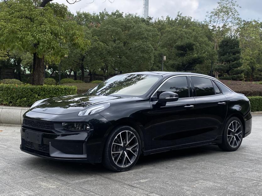 Lynk & Co Lynk & Co 03