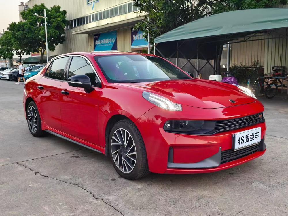 Lynk & Co Lynk & Co 03