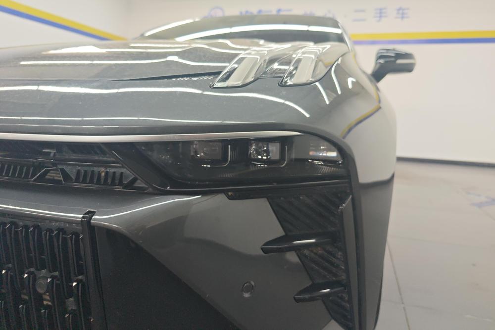 Lynk & Co Lynk & Co 03