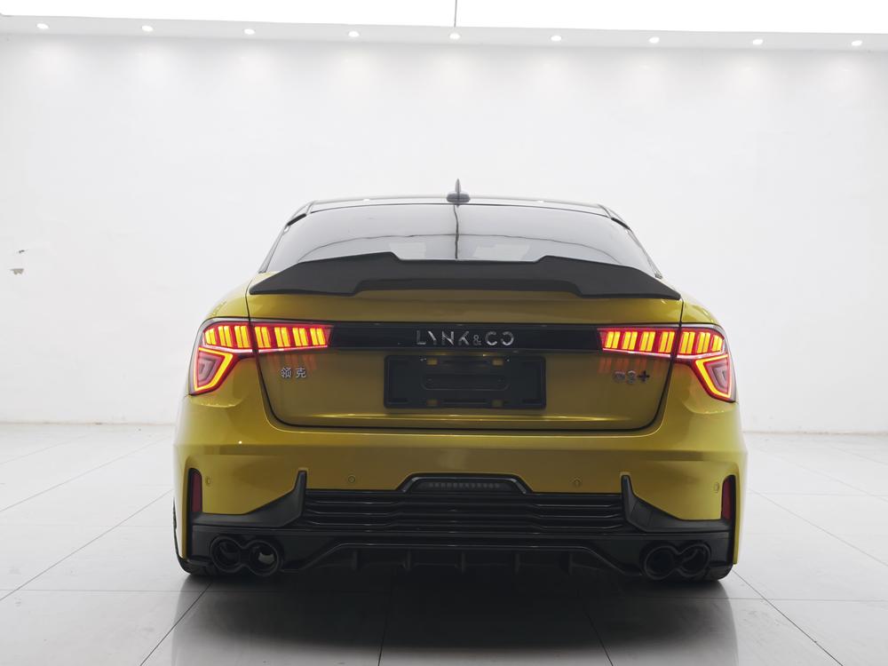 Lynk & Co Lynk & Co 03