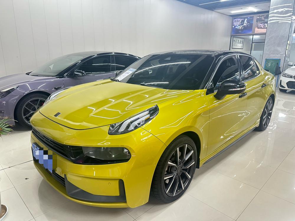 Lynk & Co Lynk & Co 03