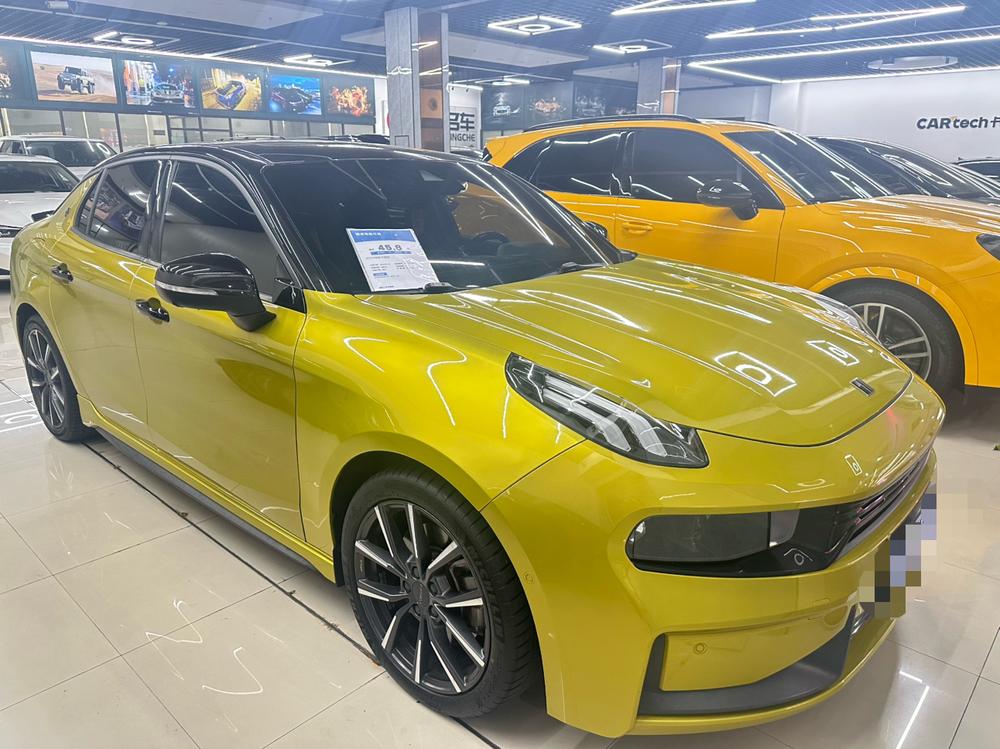 Lynk & Co Lynk & Co 03