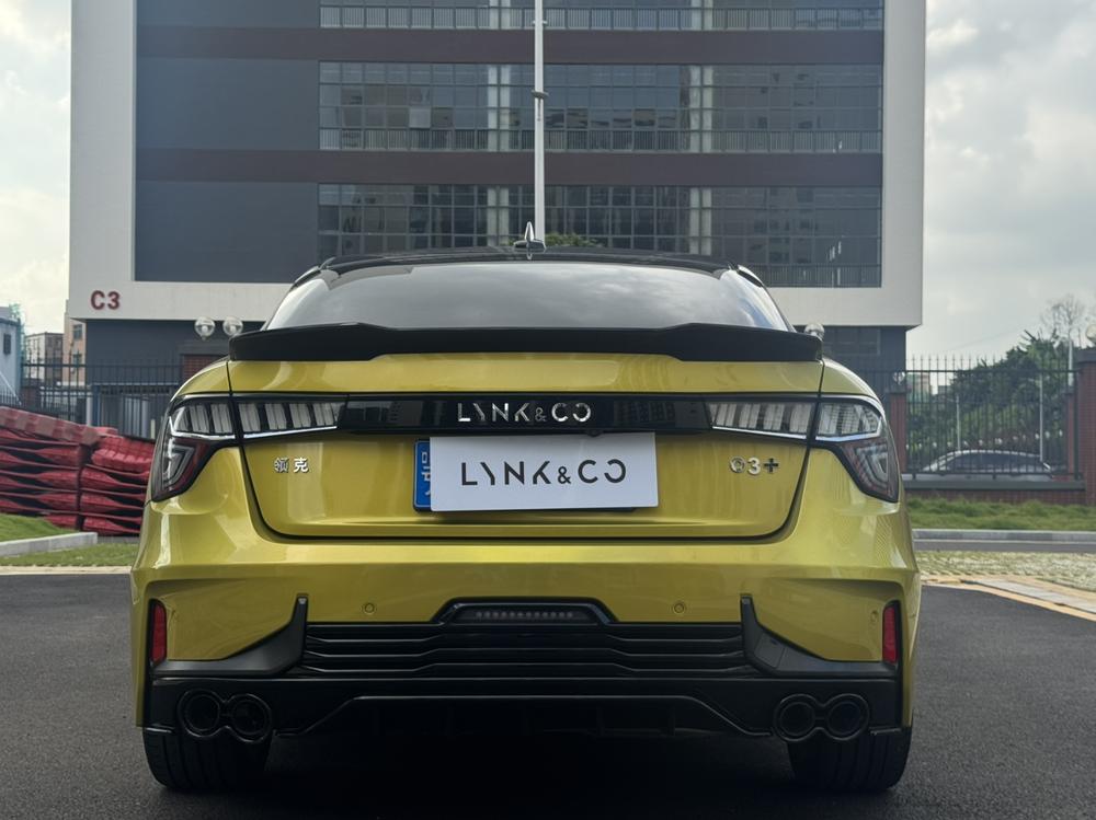 Lynk & Co Lynk & Co 03