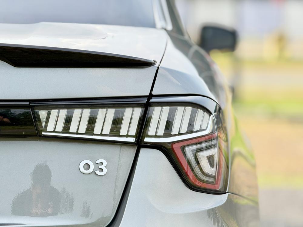 Lynk & Co Lynk & Co 03