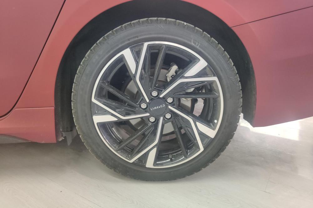 Lynk & Co Lynk & Co 03