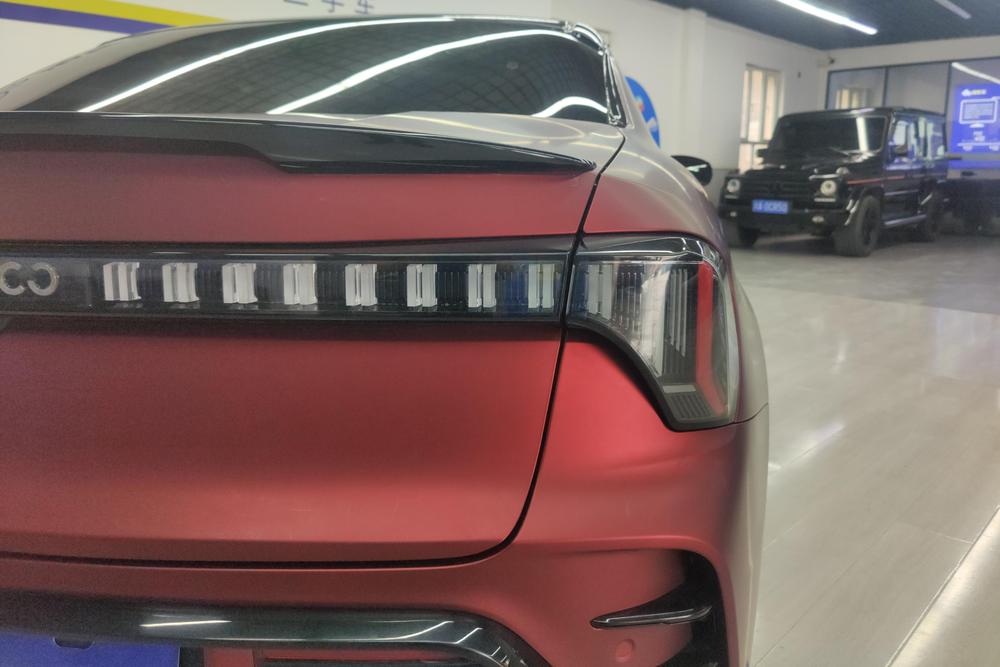 Lynk & Co Lynk & Co 03