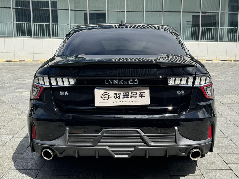 Lynk & Co Lynk & Co 03