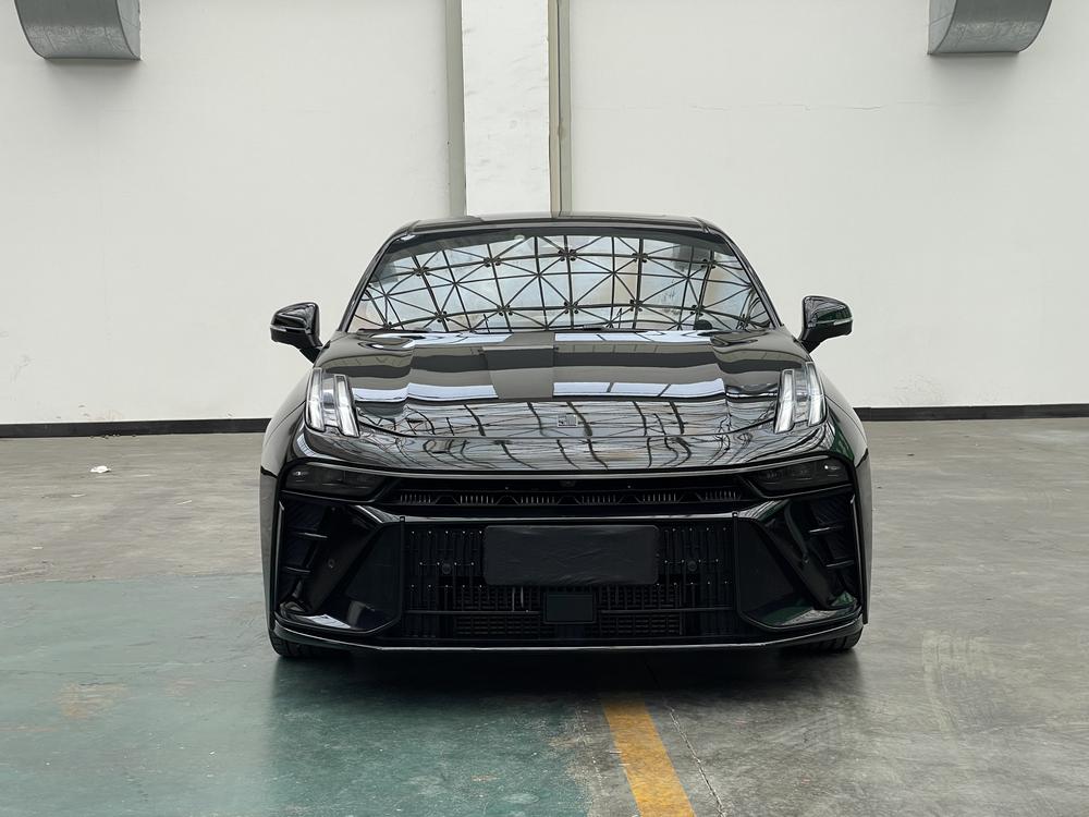 Lynk & Co Lynk & Co 03