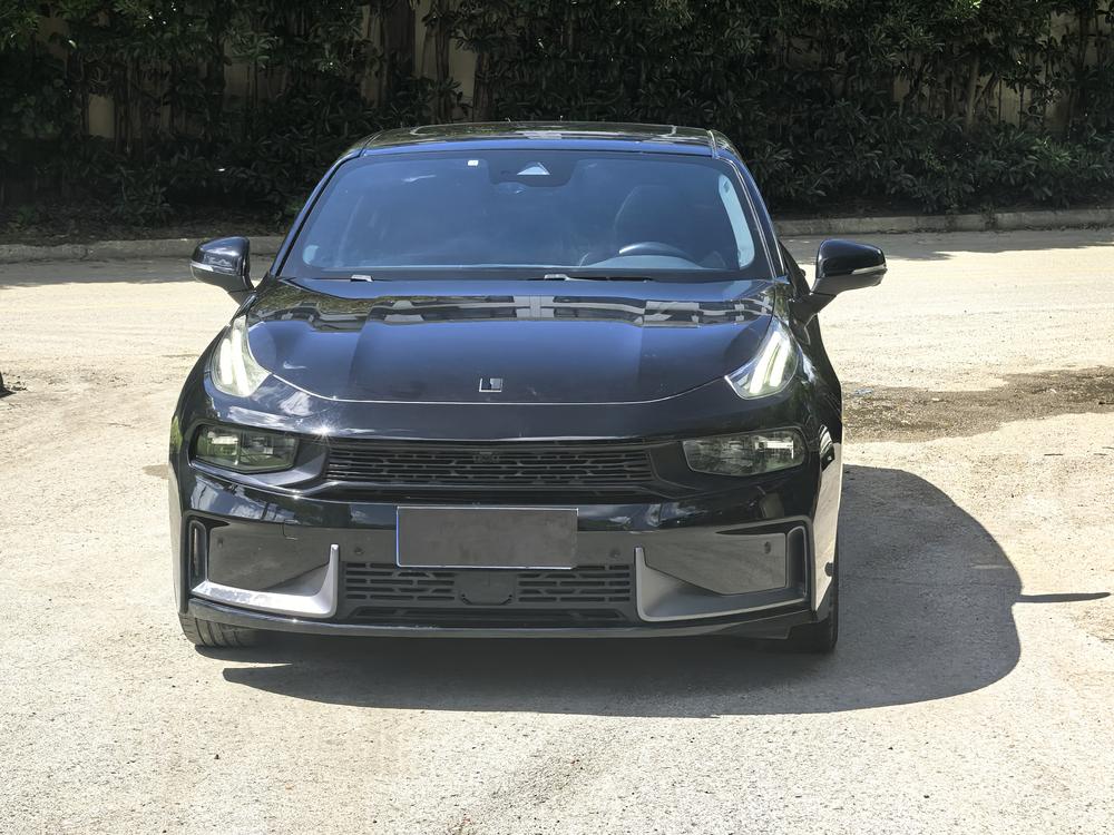 Lynk & Co Lynk & Co 03