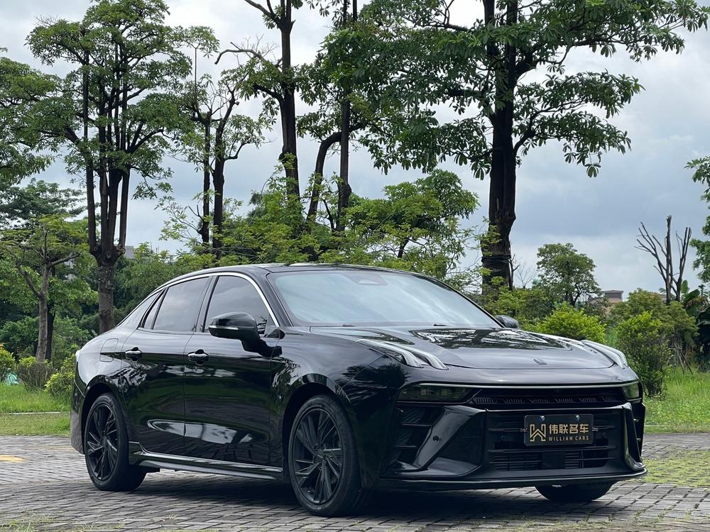 Lynk & Co Lynk & Co 03