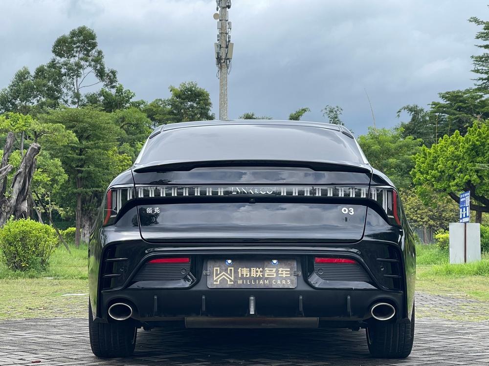 Lynk & Co Lynk & Co 03