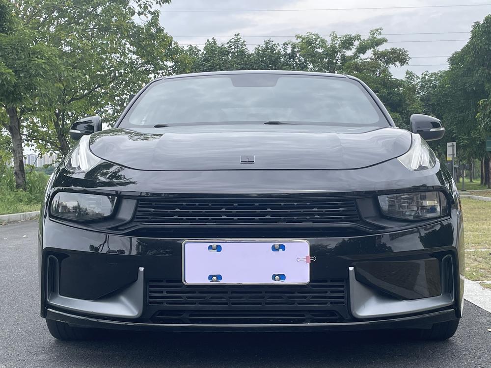 Lynk & Co Lynk & Co 03
