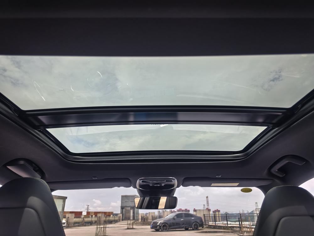Lynk & Co Lynk & Co 03