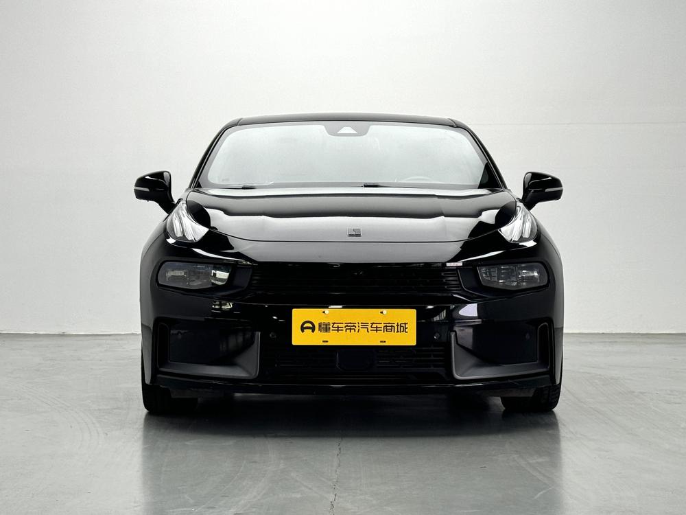 Lynk & Co Lynk & Co 03