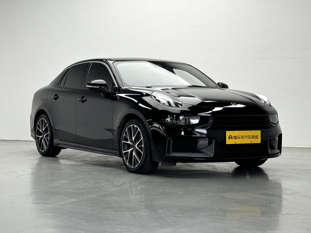Lynk & Co Lynk & Co 03