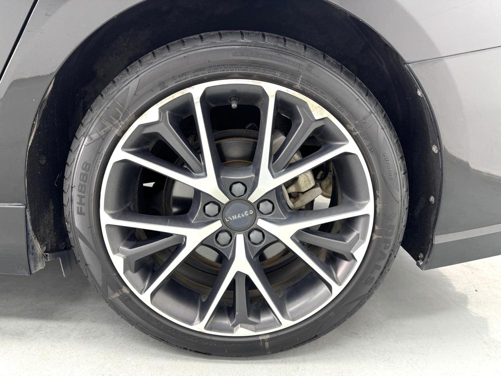 Lynk & Co Lynk & Co 03