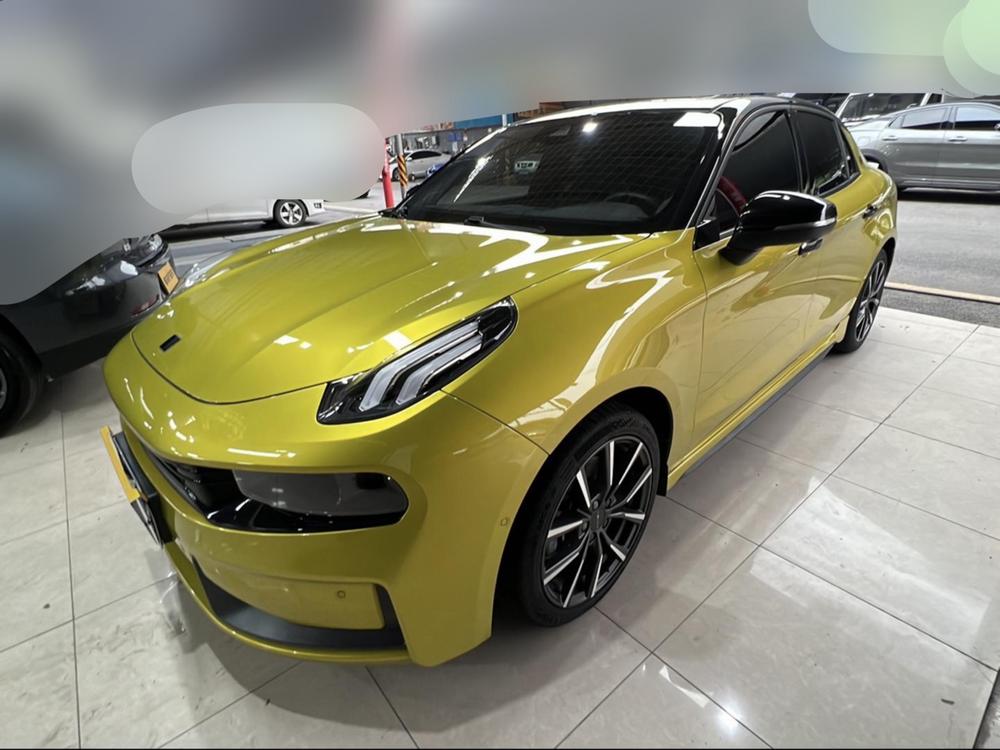 Lynk & Co Lynk & Co 03