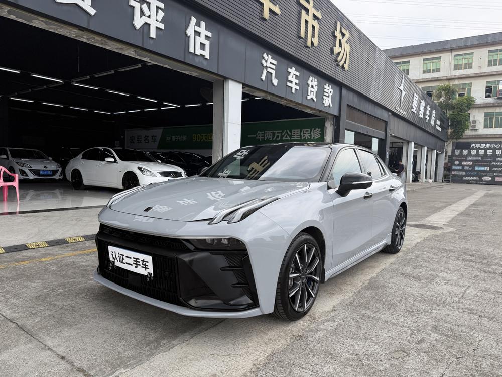 Lynk & Co Lynk & Co 03