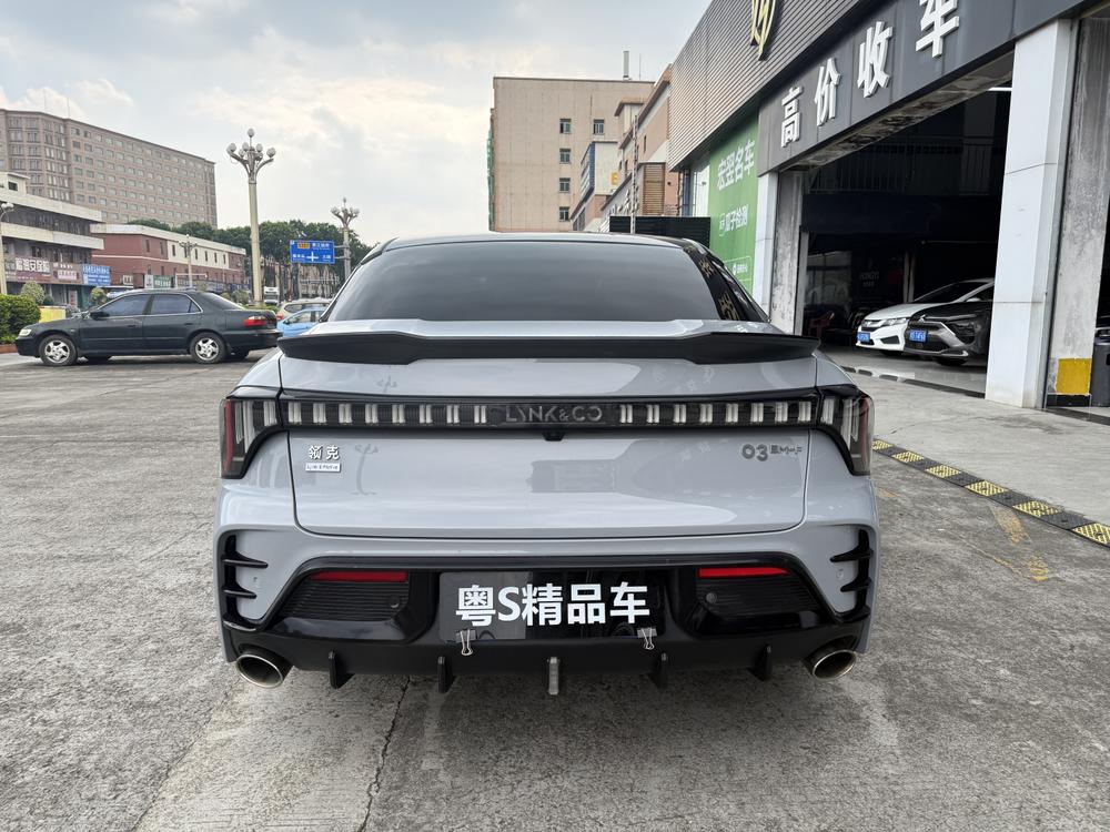 Lynk & Co Lynk & Co 03