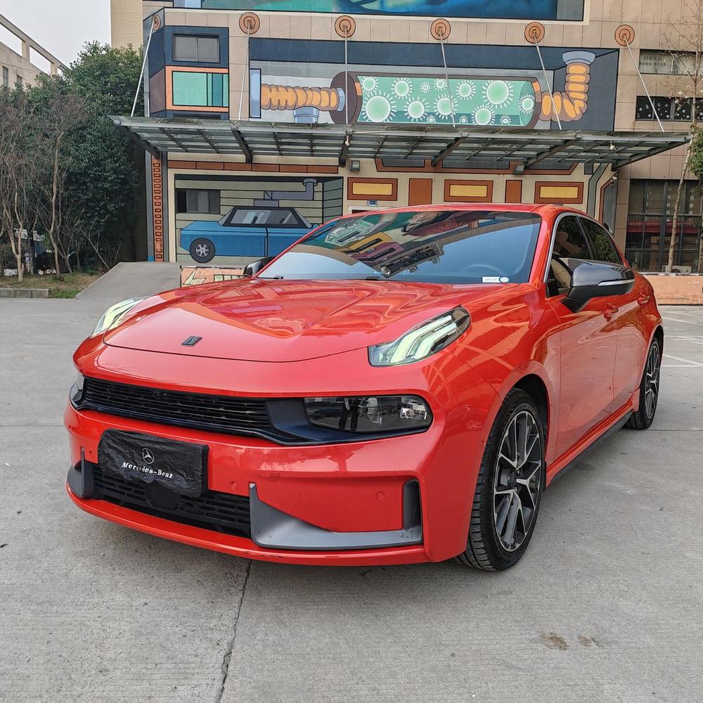 Lynk & Co Lynk & Co 03