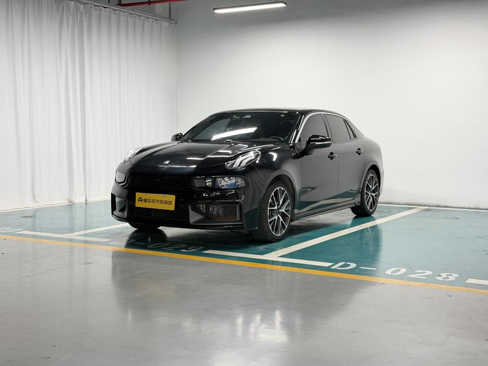 Lynk & Co Lynk & Co 03