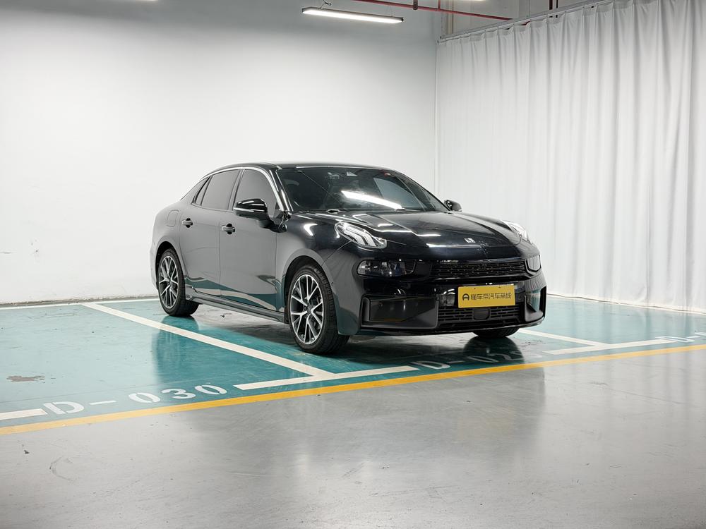 Lynk & Co Lynk & Co 03