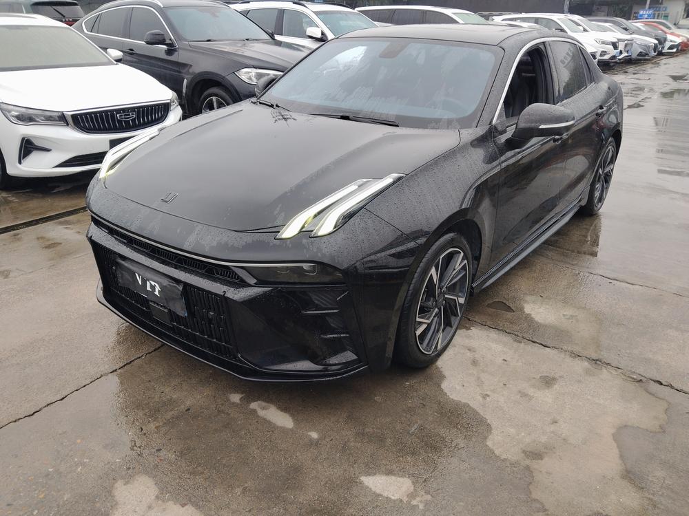 Lynk & Co Lynk & Co 03