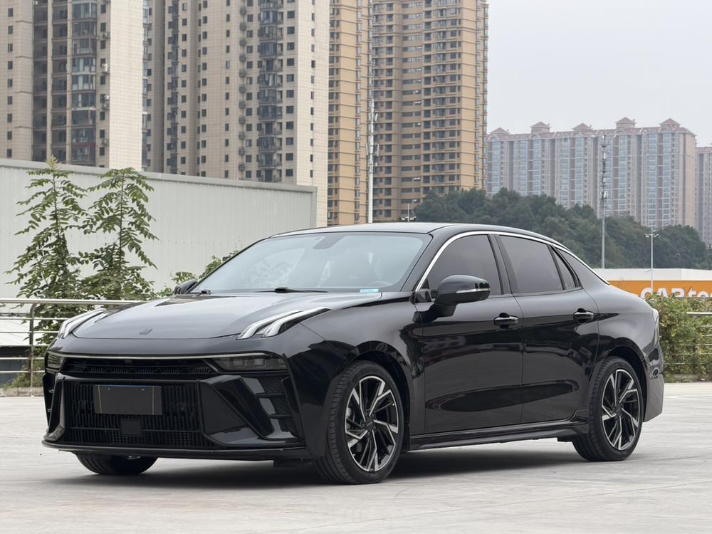 Lynk & Co Lynk & Co 03