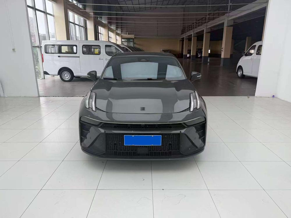 Lynk & Co Lynk & Co 03