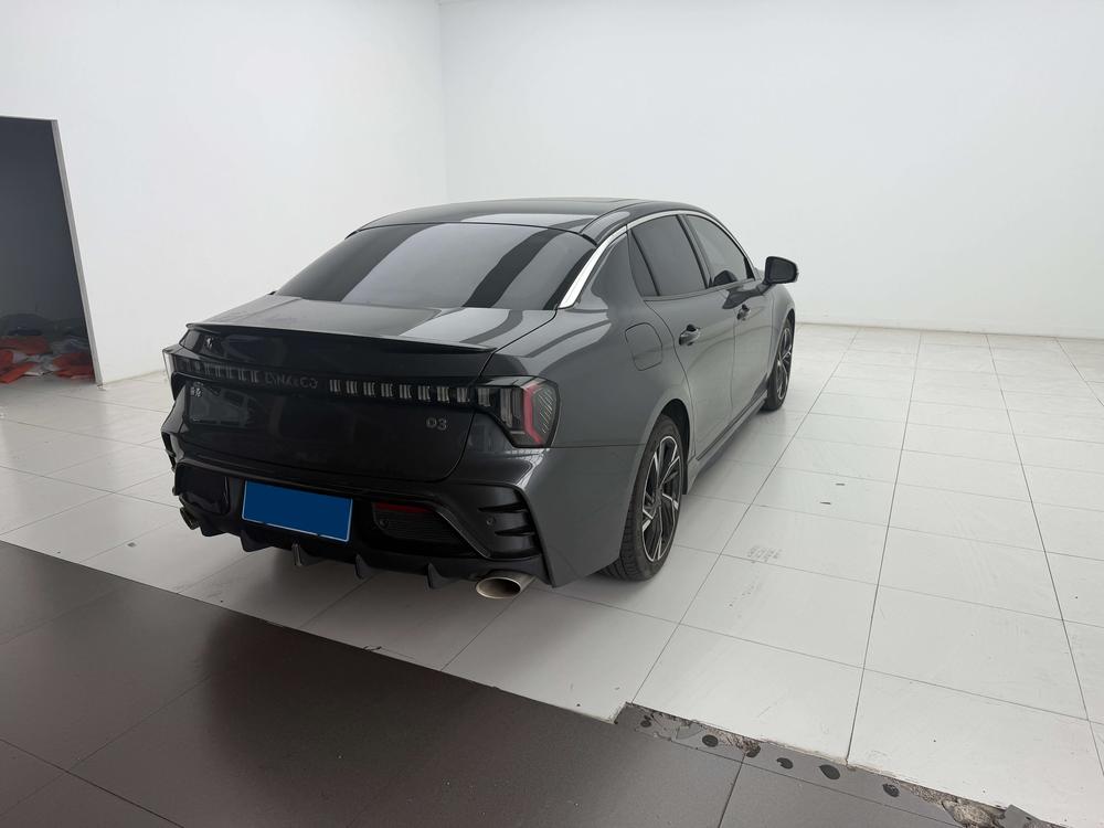 Lynk & Co Lynk & Co 03