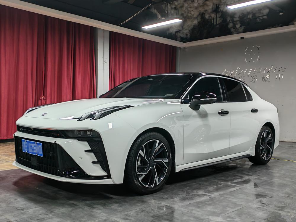 Lynk & Co Lynk & Co 03