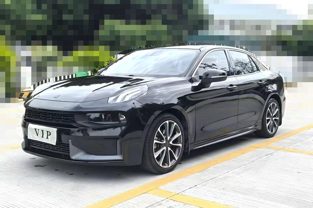 Lynk & Co Lynk & Co 03