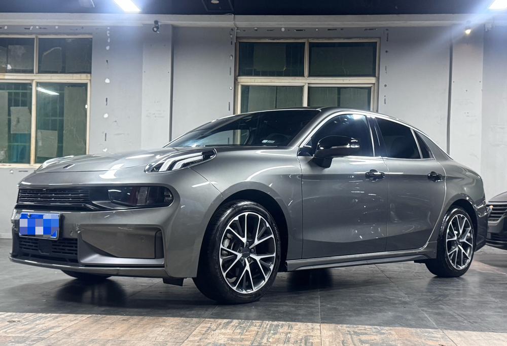 Lynk & Co Lynk & Co 03
