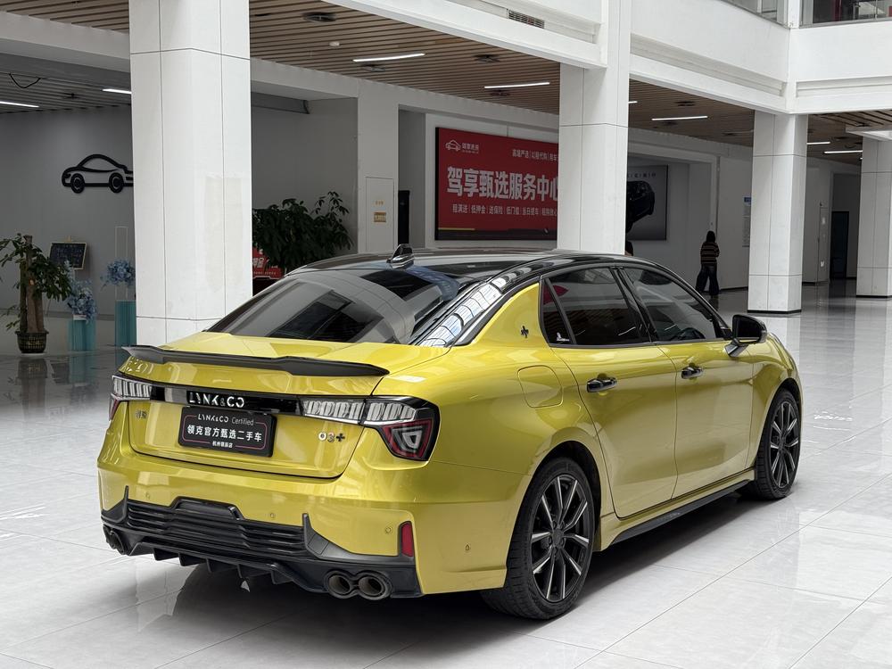 Lynk & Co Lynk & Co 03