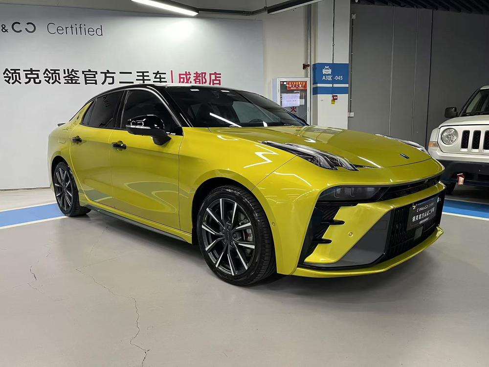 Lynk & Co Lynk & Co 03