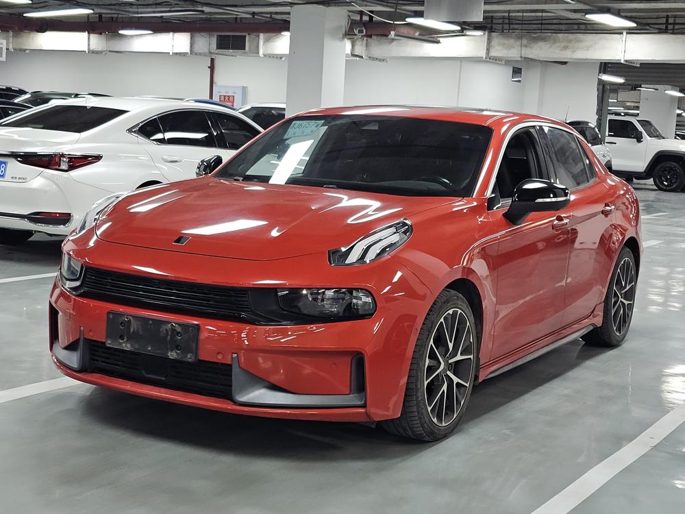 Lynk & Co Lynk & Co 03
