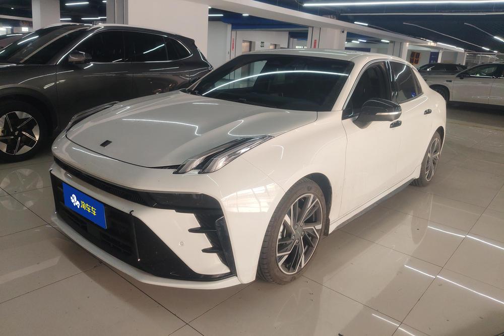 Lynk & Co Lynk & Co 03