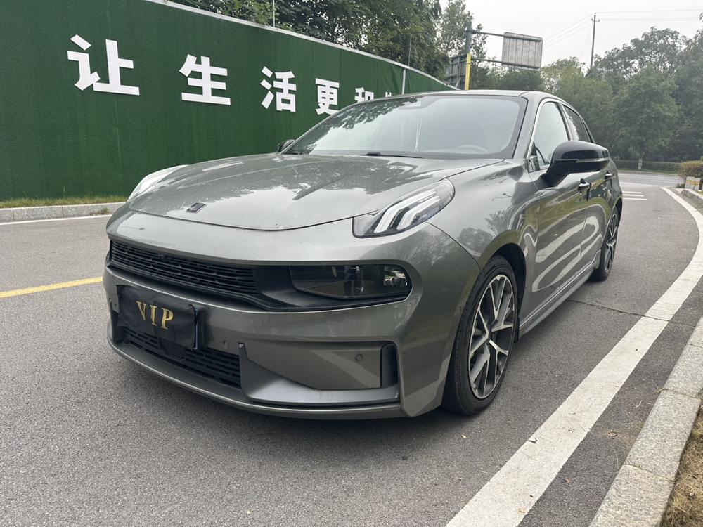 Lynk & Co Lynk & Co 03