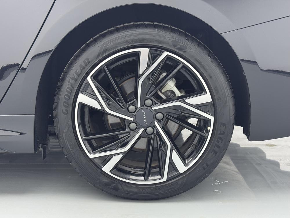 Lynk & Co Lynk & Co 03