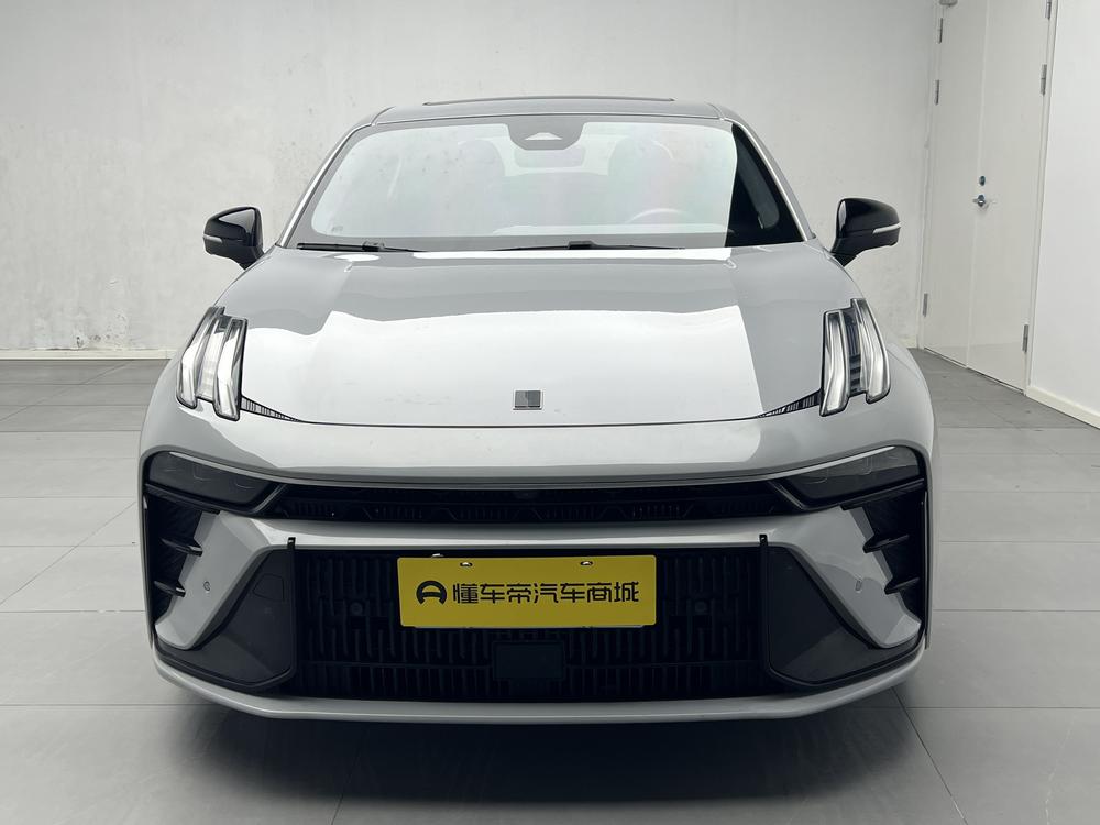 Lynk & Co Lynk & Co 03
