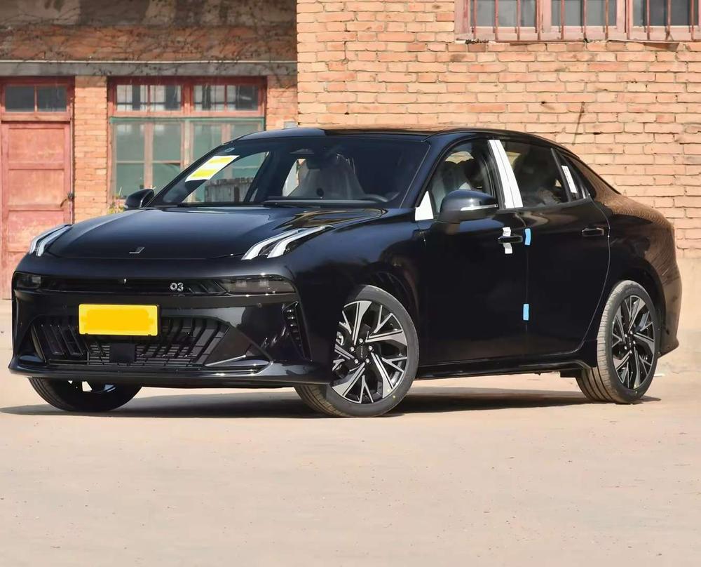 Lynk & Co Lynk & Co 03
