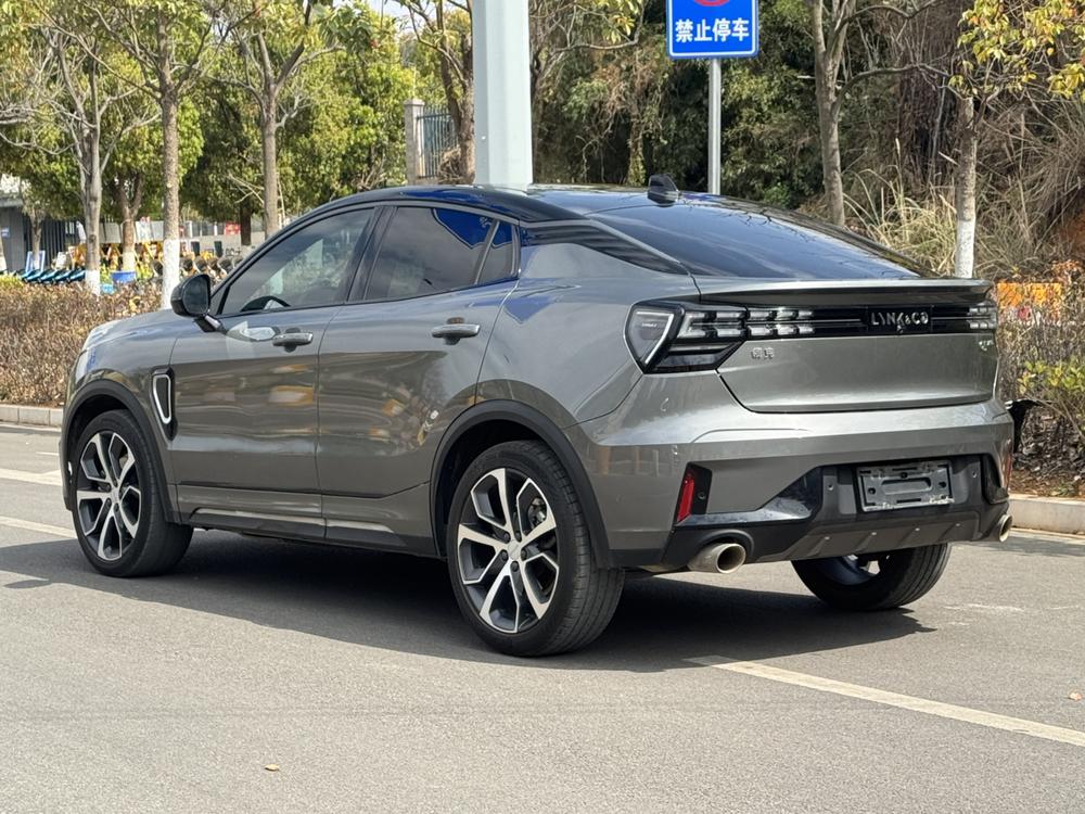 Lynk & Co Lynk & Co 05