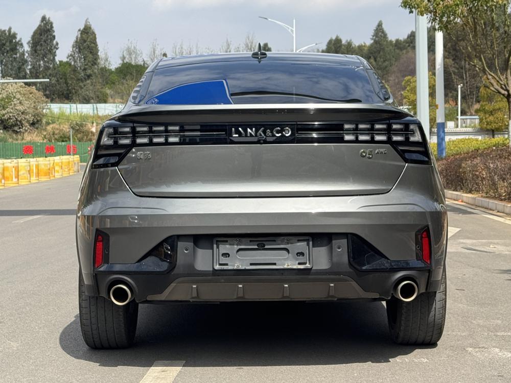 Lynk & Co Lynk & Co 05