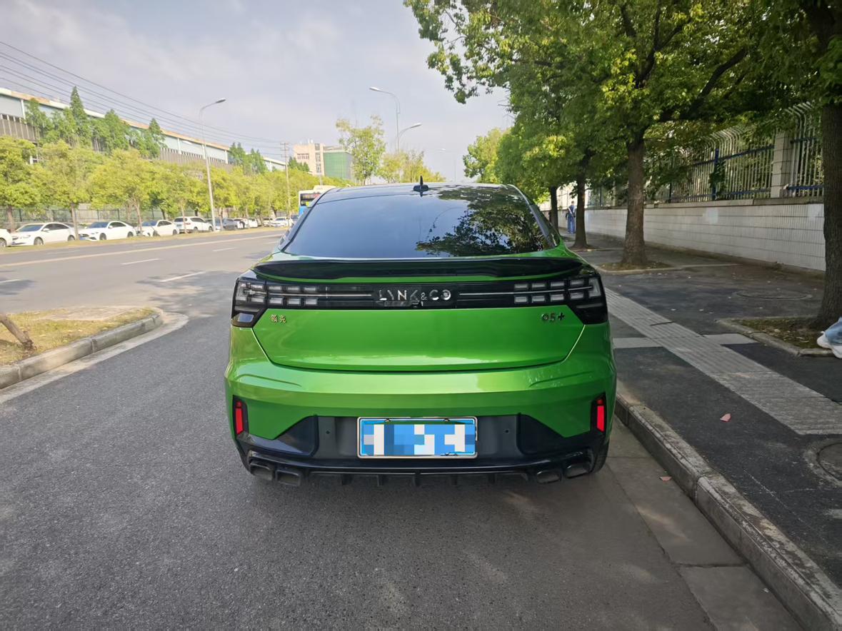Lynk & Co Lynk & Co 05